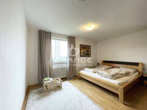 Weiter gehts ins Schlafzimmer... - 