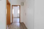 Flur_Polsumer Str.225A 1.OG - 1 Zimmer Doppelhaushälfte in Gelsenkirchen
