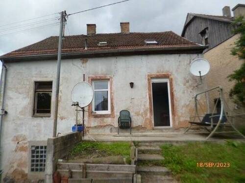 Rückfront - 6 Zimmer Einfamilienhaus zum Kaufen in Friedrichsthal