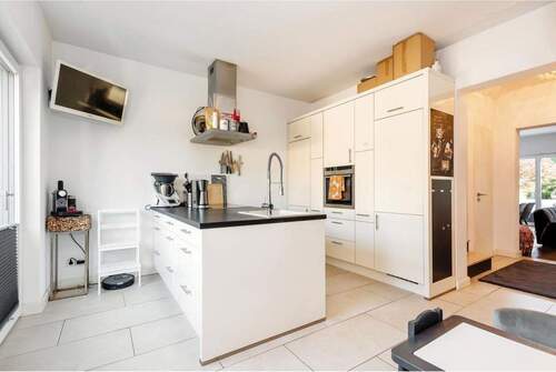 Küche - 5 Zimmer Einfamilienhaus zur Miete in Berlin