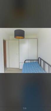Schlafzimmer mit Kleiderschran - Etagenwohnung mit 36,50 m&sup2; in München zur Miete