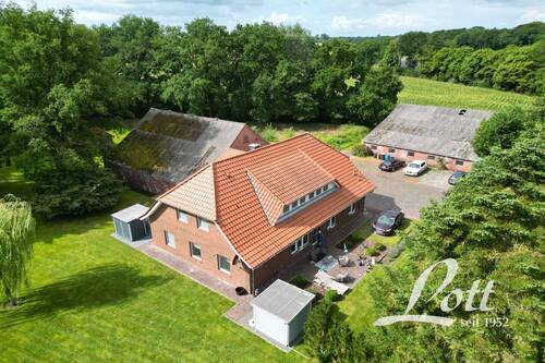 Bild 1 - +++ Resthof mit 6.757 m² gr. Grdst., kernsaniertem ZFH und 3 großen Nebengeb. bei Barßel!+++