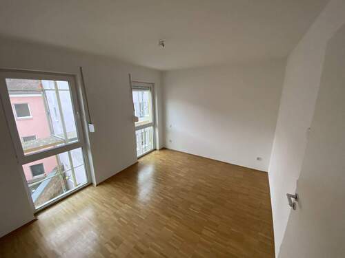 Schlafzimmer - 2 Zimmer Etagenwohnung in Würzburg