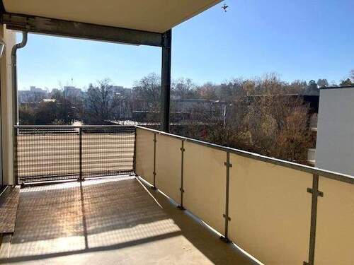großer Sonnenbalkon - 