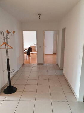 Flur - 4 Zimmer Etagenwohnung zur Miete in Frankfurt am Main