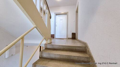 04 (1) Treppenhaus.jpg - 
