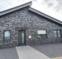 Top gepflegter freist. Bungalow, in bevorzugter Lage mit tollem Wintergarten, Vorort Wassenberg ....