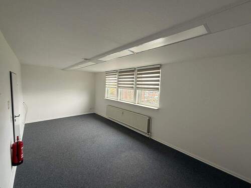 Schaf 44 Bild 1.jpg - 2 Zimmer Büro in Heinsberg