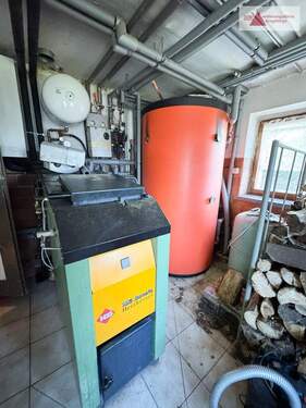 Festbrennstoffheizung - 