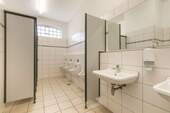 Toilettenanlage Saal - 