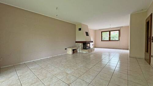 Wohnzimmer - Etagenwohnung mit 94,50 m&sup2; in Wesel zum Kaufen