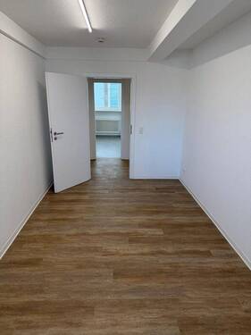 Zimmer 2 - 