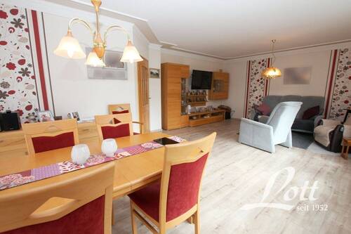 Wohn- und Essbereich - 