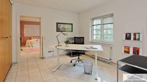 Arbeitszimmer - 