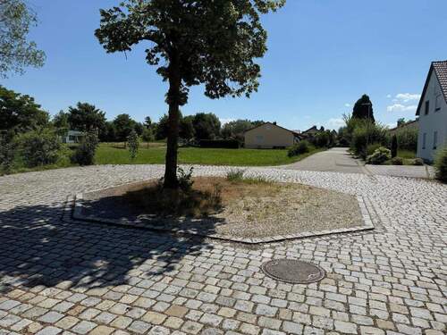 Bild 3.jpeg - 992 m² Baugrundstück für EFH oder ZFH in Landau an der Isar