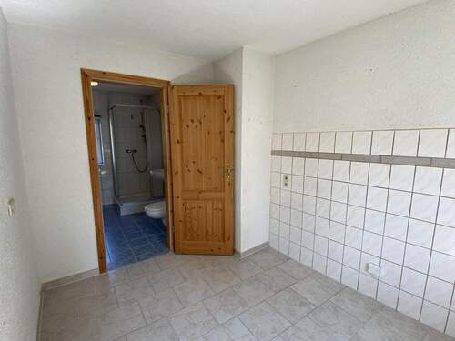 Küche und Bad im Nebengebäude - 