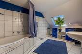 Badezimmer 3. Obergeschoss - 