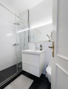 Bad - 3 Zimmer Etagenwohnung in Frankfurt