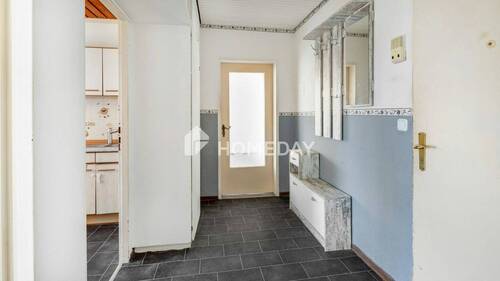 Flur 1 - Etagenwohnung mit 56,10 m² in Lübeck zum Kaufen