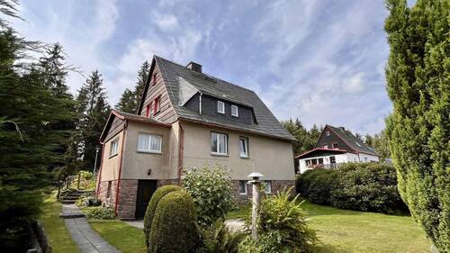 Hausansicht von hinten - 