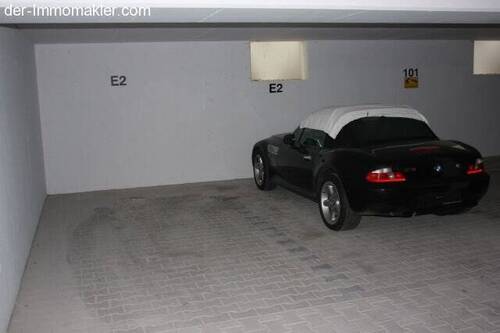  2 Tiefgaragenstellplätze - 