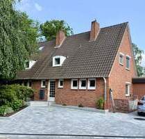 RESERVIERT! Provisionsfreie, sanierte Doppelhaushälfte mit Ausbaureserve - Neumünster Innenstadt