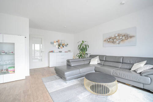 Wohn- und Esszimmer ohne EBK - 4 Zimmer Etagenwohnung zur Miete in Rödermark