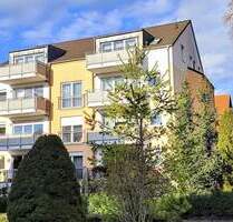 Gepflegte Dachgeschosswohnung mit Balkon und Blick auf die Kernberge - Jena Wenigenjena