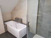 DG vermietete Wohnung - Bad - 