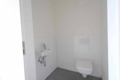 WC - 