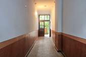 Zugang zum Innenhof - 4 Zimmer Etagenwohnung in Leipzig