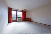 16 Zimmer 2 im 1 OG - 