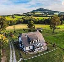 Naturparadies: Zweifamilienhaus mit 17.838 m², Wärmepumpe & Ferienvermietung in Annaberg-Buchholz
