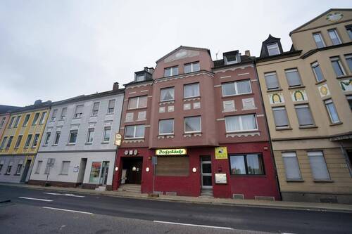 Straßenansicht Haus 4 - 