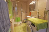 Bad mit Dusche EG - 