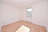 Schlafzimmer 1 von 3 EG - 