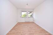 Schlafzimmer 3 von 3 EG - 
