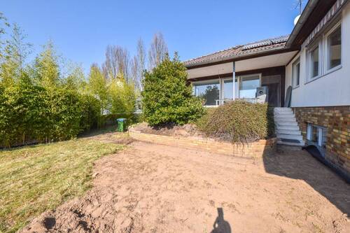 Außenbereich - 7 Zimmer Einfamilienhaus in Eppertshausen