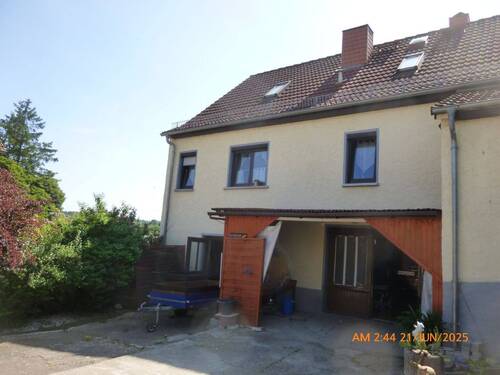 Haus von der Seite aus gesehen - 