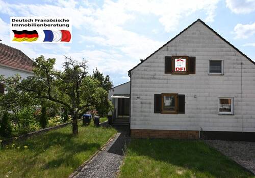 Saarbrücken - Renovierungsbedürftige Doppelhaushälfte in Saarbrücken am Bellevue zu verkaufen