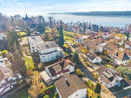 gewachsenes Wohnumfeld mit Schloss Rauenstein - 1 Zimmer Einfamilienhaus in Überlingen