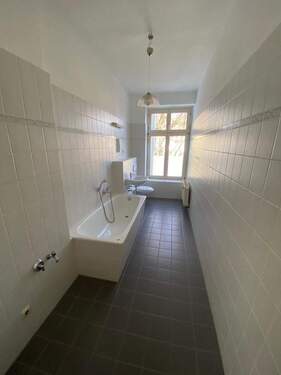 Bad - Etagenwohnung mit 77,80 m&sup2; in Görlitz zur Miete