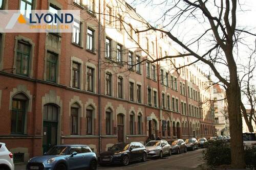 Außenansicht - Diese schicke Stadtwohnung im Herzen von Zwickau steht zum Kauf!