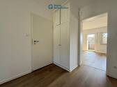 Flur - 3 Zimmer Etagenwohnung in Stuttgart / Degerloch