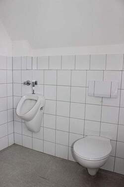 WC - 