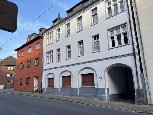 Straßenansciht Haus 5 - 