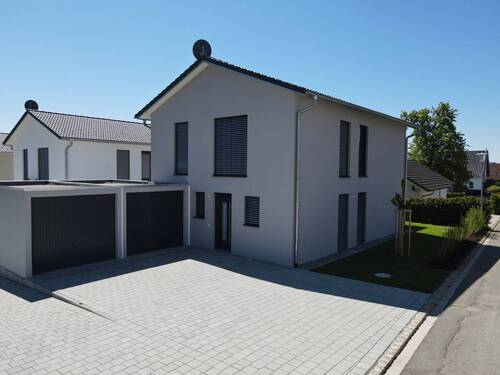 Außenansicht - 5 Zimmer Einfamilienhaus zum Kaufen in Tengen / Watterdingen