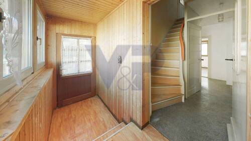 Flur EG - 6 Zimmer Einfamilienhaus zum Kaufen in Gera