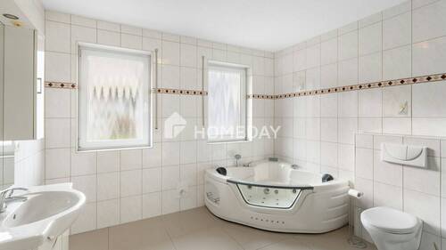 1. OG Badezimmer 1 - 