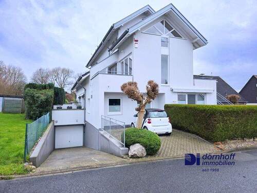 Hausansicht - 4 Zimmer Etagenwohnung in Dortmund